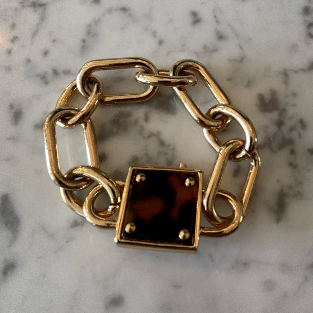 Ralph Lauren Gold Chain Bracelet with tortoise shell lock